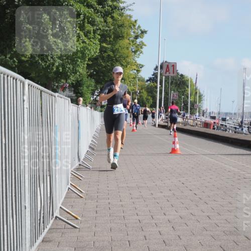 17.08.2025 - KN Förde Triathlon 2025 KatJ http://msf.ph/oto/8588110 17.08.2025 10:14:06 Laufen 145, 254 meine-sportfotos.de
