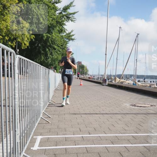 17.08.2025 - KN Förde Triathlon 2025 KatJ http://msf.ph/oto/8588158 17.08.2025 10:14:09 Laufen 145, 254 meine-sportfotos.de