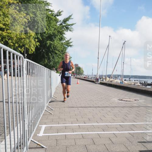 17.08.2025 - KN Förde Triathlon 2025 KatJ http://msf.ph/oto/8588198 17.08.2025 10:14:11 Laufen 145, 166, 254 meine-sportfotos.de