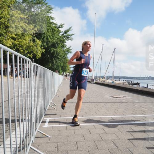 17.08.2025 - KN Förde Triathlon 2025 KatJ http://msf.ph/oto/8588230 17.08.2025 10:14:12 Laufen 145, 166, 254 meine-sportfotos.de