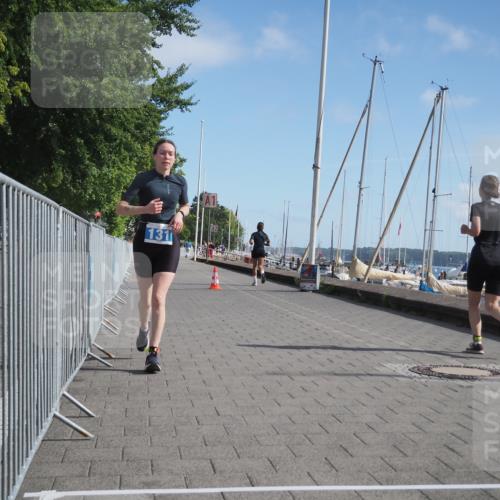 17.08.2025 - KN Förde Triathlon 2025 KatJ http://msf.ph/oto/8588275 17.08.2025 10:38:50 Laufen 131 meine-sportfotos.de