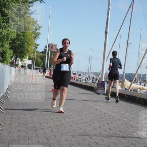 17.08.2025 - KN Förde Triathlon 2025 KatJ http://msf.ph/oto/8588322 17.08.2025 10:38:58 Laufen 208 meine-sportfotos.de