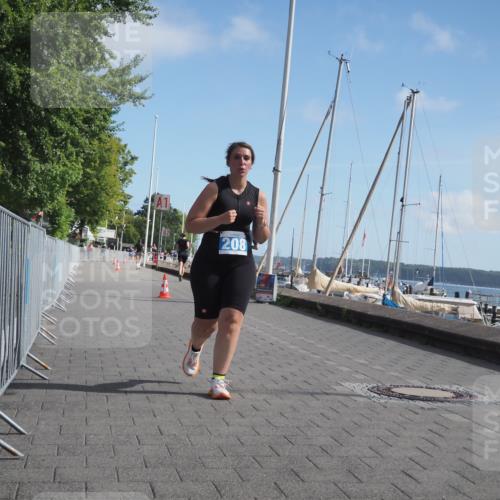 17.08.2025 - KN Förde Triathlon 2025 KatJ http://msf.ph/oto/8588386 17.08.2025 10:39:00 Laufen 208 meine-sportfotos.de
