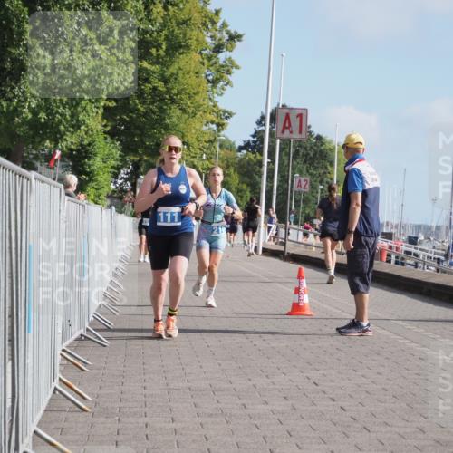 17.08.2025 - KN Förde Triathlon 2025 KatJ http://msf.ph/oto/8588448 17.08.2025 10:14:37 Laufen 111, 216 meine-sportfotos.de
