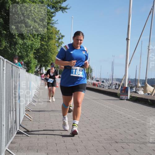 17.08.2025 - KN Förde Triathlon 2025 KatJ http://msf.ph/oto/8588512 17.08.2025 10:39:38 Laufen 142, 156, 186 meine-sportfotos.de