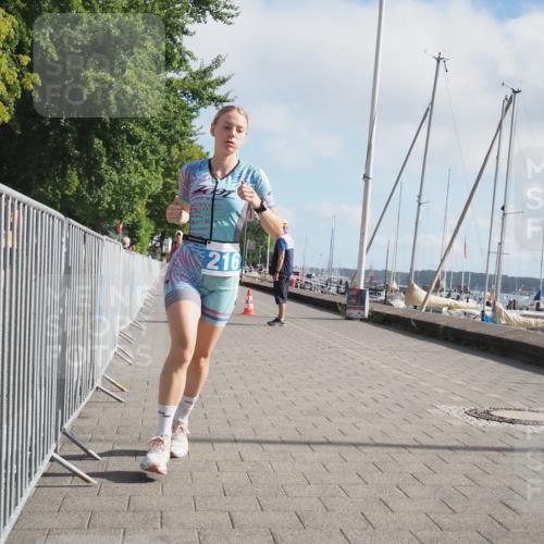 17.08.2025 - KN Förde Triathlon 2025 KatJ http://msf.ph/oto/8588538 17.08.2025 10:14:42 Laufen 111, 119, 216, 223 meine-sportfotos.de