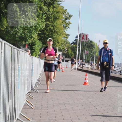 17.08.2025 - KN Förde Triathlon 2025 KatJ http://msf.ph/oto/8588562 17.08.2025 10:14:44 Laufen 119, 216, 223 meine-sportfotos.de