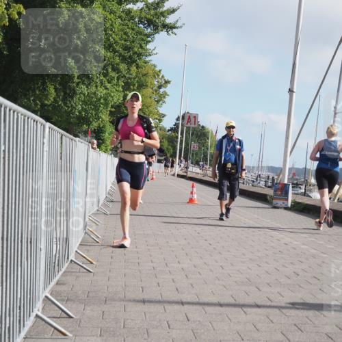 17.08.2025 - KN Förde Triathlon 2025 KatJ http://msf.ph/oto/8588603 17.08.2025 10:14:45 Laufen 119, 216, 223 meine-sportfotos.de