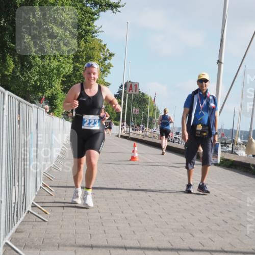 17.08.2025 - KN Förde Triathlon 2025 KatJ http://msf.ph/oto/8588687 17.08.2025 10:14:49 Laufen 114, 119, 223 meine-sportfotos.de