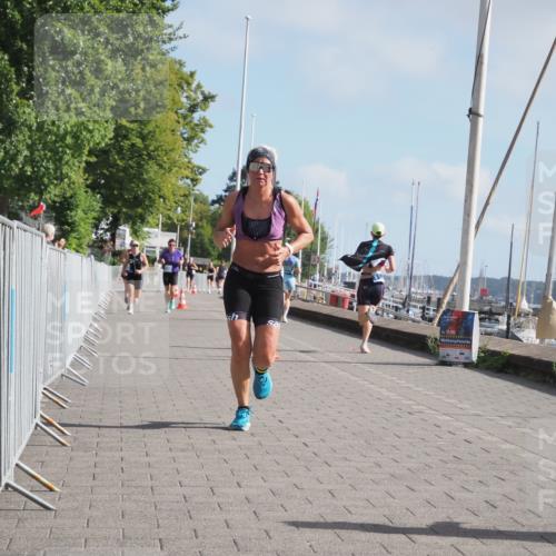 17.08.2025 - KN Förde Triathlon 2025 KatJ http://msf.ph/oto/8588736 17.08.2025 10:14:54 Laufen 114 meine-sportfotos.de