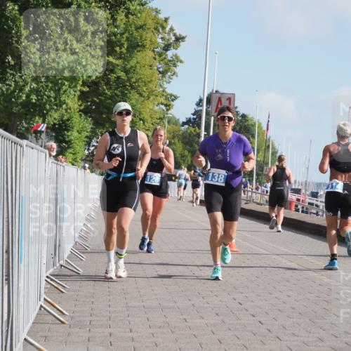 17.08.2025 - KN Förde Triathlon 2025 KatJ http://msf.ph/oto/8588793 17.08.2025 10:15:02 Laufen 128, 138, 159 meine-sportfotos.de