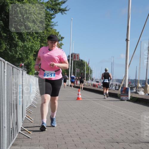 17.08.2025 - KN Förde Triathlon 2025 KatJ http://msf.ph/oto/8588810 17.08.2025 10:40:02 Laufen 251 meine-sportfotos.de