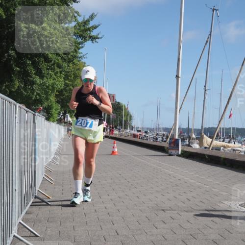 17.08.2025 - KN Förde Triathlon 2025 KatJ http://msf.ph/oto/8588947 17.08.2025 10:40:30 Laufen 207 meine-sportfotos.de