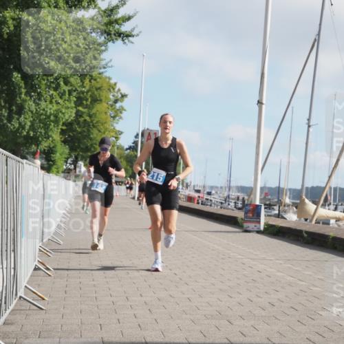 17.08.2025 - KN Förde Triathlon 2025 KatJ http://msf.ph/oto/8588991 17.08.2025 10:15:22 Laufen 142, 183, 215, 242 meine-sportfotos.de