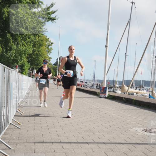 17.08.2025 - KN Förde Triathlon 2025 KatJ http://msf.ph/oto/8588998 17.08.2025 10:15:22 Laufen 142, 183, 215, 242 meine-sportfotos.de