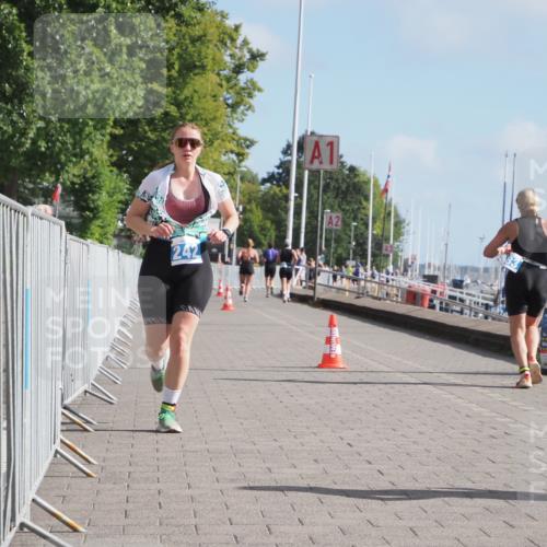 17.08.2025 - KN Förde Triathlon 2025 KatJ http://msf.ph/oto/8589083 17.08.2025 10:15:28 Laufen 142, 242 meine-sportfotos.de