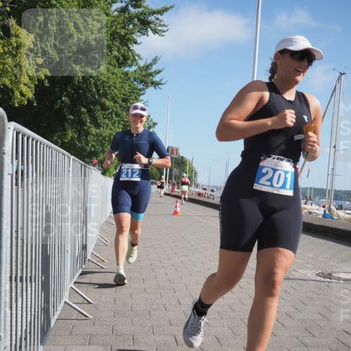 17.08.2025 - KN Förde Triathlon 2025 KatJ http://msf.ph/oto/8589086 17.08.2025 10:40:46 Laufen 201, 212 meine-sportfotos.de