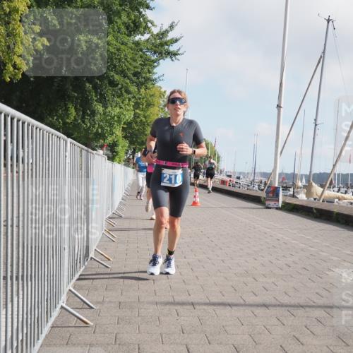 17.08.2025 - KN Förde Triathlon 2025 KatJ http://msf.ph/oto/8589237 17.08.2025 10:15:44 Laufen 127, 150, 152, 169, 210, 234 meine-sportfotos.de