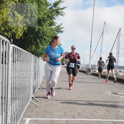 17.08.2025 - KN Förde Triathlon 2025 KatJ http://msf.ph/oto/8589361 17.08.2025 10:15:51 Laufen 152, 169 meine-sportfotos.de