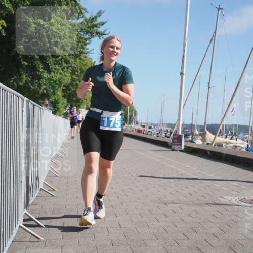 17.08.2025 - KN Förde Triathlon 2025 KatJ http://msf.ph/oto/8589373 17.08.2025 10:41:58 Laufen 160, 175 meine-sportfotos.de