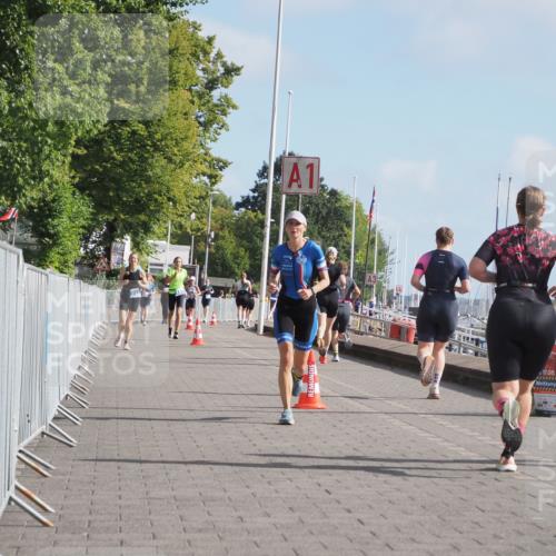 17.08.2025 - KN Förde Triathlon 2025 KatJ http://msf.ph/oto/8589388 17.08.2025 10:15:58 Laufen 108 meine-sportfotos.de