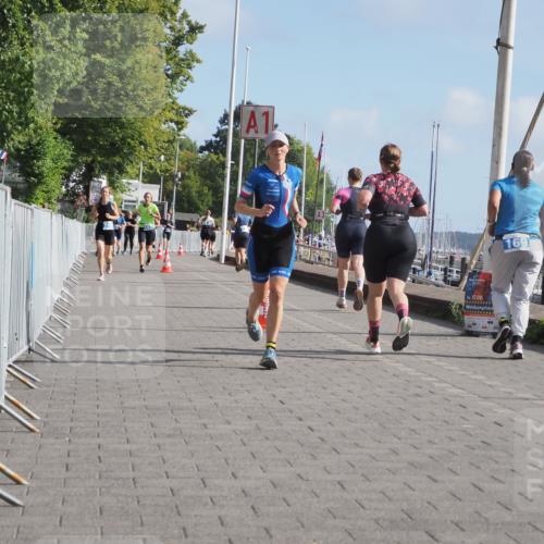 17.08.2025 - KN Förde Triathlon 2025 KatJ http://msf.ph/oto/8589409 17.08.2025 10:15:59 Laufen 108 meine-sportfotos.de