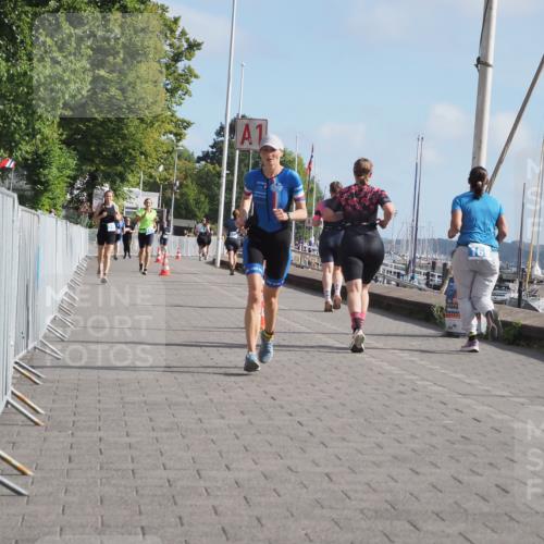 17.08.2025 - KN Förde Triathlon 2025 KatJ http://msf.ph/oto/8589416 17.08.2025 10:15:59 Laufen 108 meine-sportfotos.de