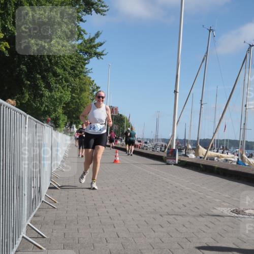 17.08.2025 - KN Förde Triathlon 2025 KatJ http://msf.ph/oto/8589458 17.08.2025 10:42:12 Laufen 170, 230 meine-sportfotos.de