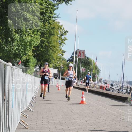 17.08.2025 - KN Förde Triathlon 2025 KatJ http://msf.ph/oto/8589590 17.08.2025 10:16:14 Laufen 113, 146, 149 meine-sportfotos.de