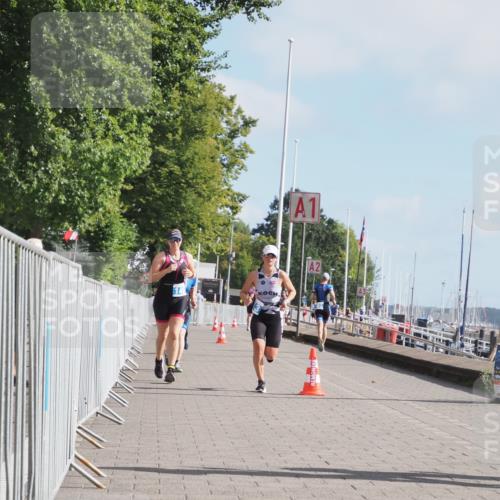 17.08.2025 - KN Förde Triathlon 2025 KatJ http://msf.ph/oto/8589595 17.08.2025 10:16:15 Laufen 113, 146, 149 meine-sportfotos.de