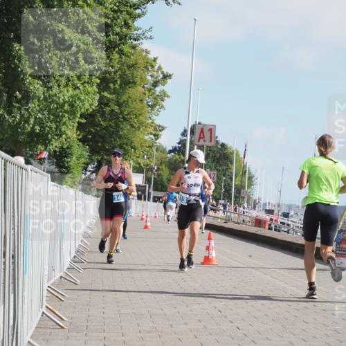 17.08.2025 - KN Förde Triathlon 2025 KatJ http://msf.ph/oto/8589613 17.08.2025 10:16:15 Laufen 113, 146, 149 meine-sportfotos.de