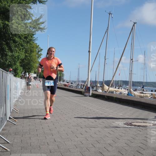 17.08.2025 - KN Förde Triathlon 2025 KatJ http://msf.ph/oto/8589741 17.08.2025 10:42:55 Laufen 235 meine-sportfotos.de