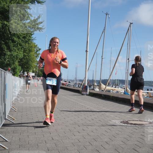 17.08.2025 - KN Förde Triathlon 2025 KatJ http://msf.ph/oto/8589762 17.08.2025 10:42:56 Laufen 235 meine-sportfotos.de