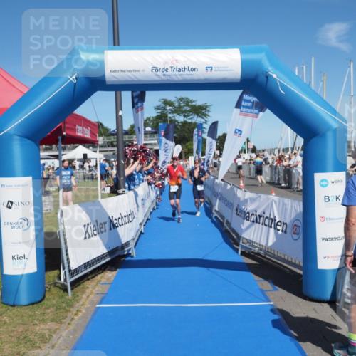 17.08.2025 - KN Förde Triathlon 2025 MichiJ http://msf.ph/oto/8589780 17.08.2025 13:48:23 Laufen 431, 472 meine-sportfotos.de