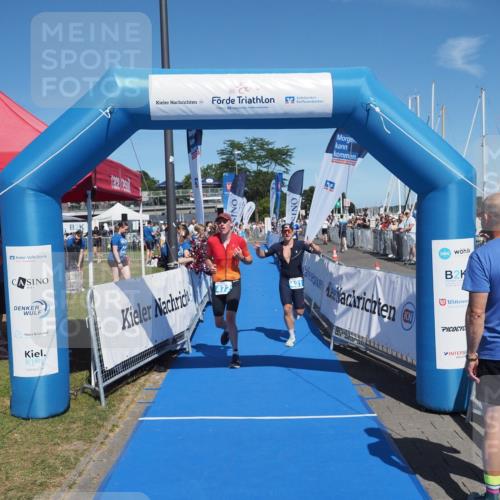 17.08.2025 - KN Förde Triathlon 2025 MichiJ http://msf.ph/oto/8589821 17.08.2025 13:48:25 Laufen 431, 472 meine-sportfotos.de