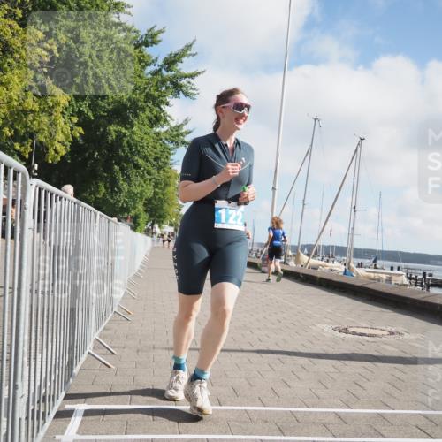 17.08.2025 - KN Förde Triathlon 2025 KatJ http://msf.ph/oto/8589851 17.08.2025 10:16:30 Laufen 122 meine-sportfotos.de