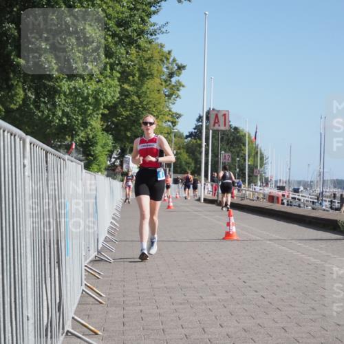 17.08.2025 - KN Förde Triathlon 2025 KatJ http://msf.ph/oto/8589858 17.08.2025 10:43:27 Laufen 171 meine-sportfotos.de
