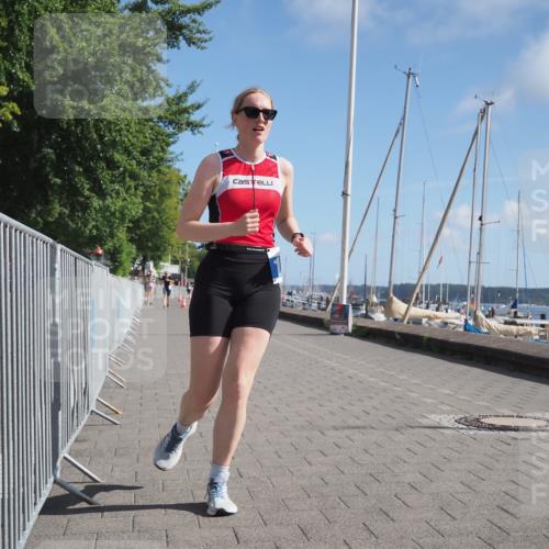 17.08.2025 - KN Förde Triathlon 2025 KatJ http://msf.ph/oto/8589916 17.08.2025 10:43:31 Laufen 171 meine-sportfotos.de