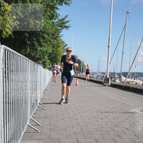 17.08.2025 - KN Förde Triathlon 2025 KatJ http://msf.ph/oto/8589977 17.08.2025 10:43:44 Laufen 188, 190 meine-sportfotos.de