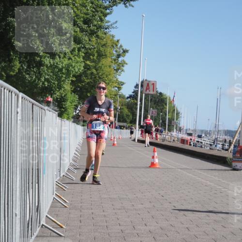 17.08.2025 - KN Förde Triathlon 2025 KatJ http://msf.ph/oto/8590014 17.08.2025 10:43:50 Laufen 188, 225, 245 meine-sportfotos.de