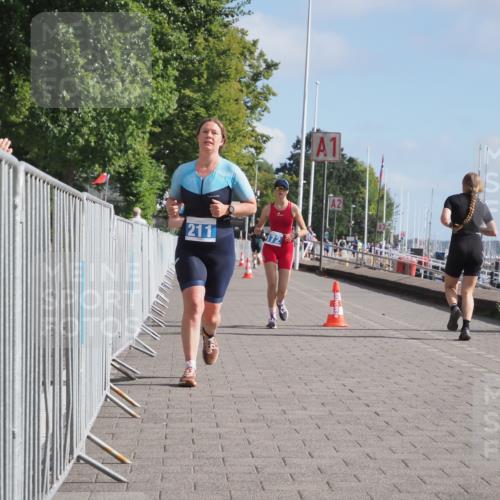 17.08.2025 - KN Förde Triathlon 2025 KatJ http://msf.ph/oto/8590020 17.08.2025 10:16:52 Laufen 131, 151, 172, 184, 211 meine-sportfotos.de