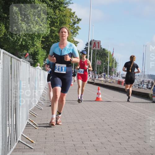 17.08.2025 - KN Förde Triathlon 2025 KatJ http://msf.ph/oto/8590035 17.08.2025 10:16:53 Laufen 131, 151, 172, 184, 211 meine-sportfotos.de
