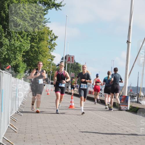 17.08.2025 - KN Förde Triathlon 2025 KatJ http://msf.ph/oto/8590221 17.08.2025 10:17:07 Laufen 130, 162, 208 meine-sportfotos.de