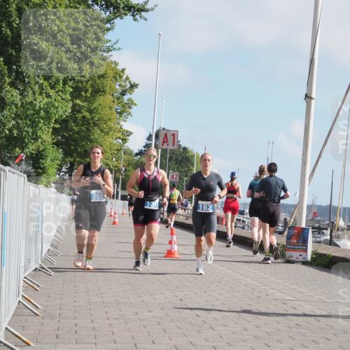 17.08.2025 - KN Förde Triathlon 2025 KatJ http://msf.ph/oto/8590226 17.08.2025 10:17:07 Laufen 130, 162, 208 meine-sportfotos.de
