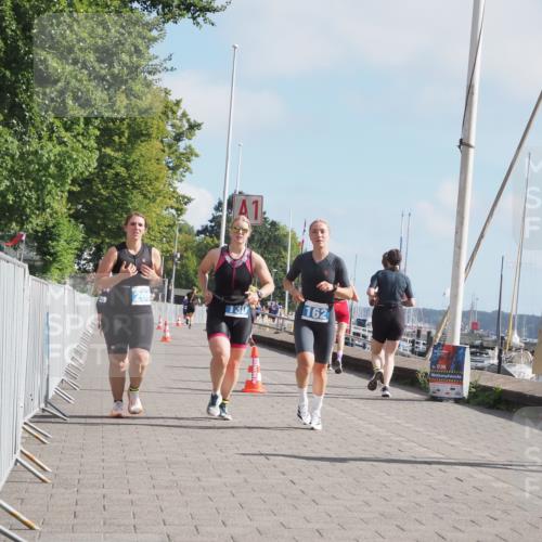 17.08.2025 - KN Förde Triathlon 2025 KatJ http://msf.ph/oto/8590242 17.08.2025 10:17:08 Laufen 130, 162, 208 meine-sportfotos.de