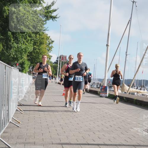 17.08.2025 - KN Förde Triathlon 2025 KatJ http://msf.ph/oto/8590269 17.08.2025 10:17:09 Laufen 130, 162, 208 meine-sportfotos.de