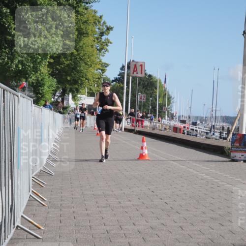 17.08.2025 - KN Förde Triathlon 2025 KatJ http://msf.ph/oto/8590357 17.08.2025 10:45:02 Laufen 197 meine-sportfotos.de