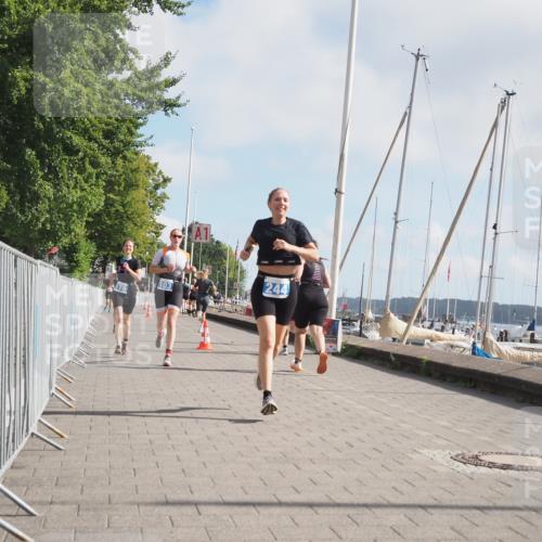 17.08.2025 - KN Förde Triathlon 2025 KatJ http://msf.ph/oto/8590379 17.08.2025 10:17:20 Laufen 103, 176, 180, 244 meine-sportfotos.de