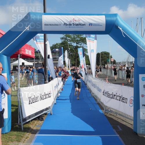 17.08.2025 - KN Förde Triathlon 2025 MichiJ http://msf.ph/oto/8590437 17.08.2025 10:32:12 Laufen 122 meine-sportfotos.de