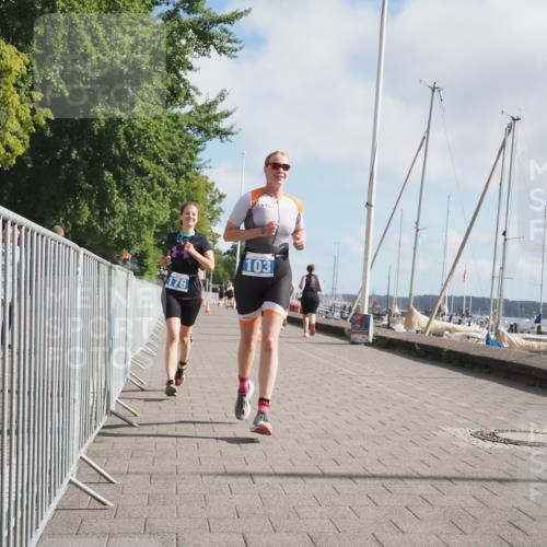 17.08.2025 - KN Förde Triathlon 2025 KatJ http://msf.ph/oto/8590441 17.08.2025 10:17:23 Laufen 103, 176, 180, 244 meine-sportfotos.de